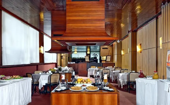 Grand Elite 4* Bologna