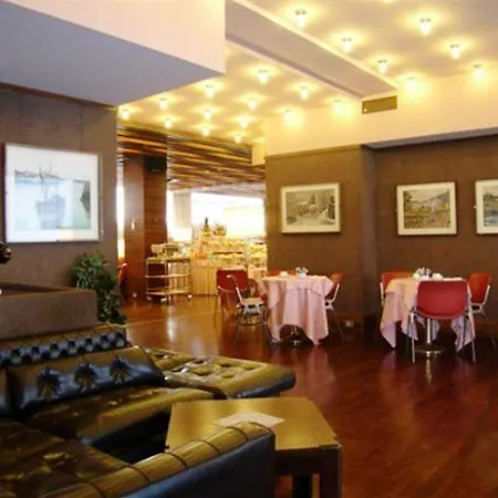 Otel Grand Elite 4*