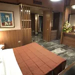 Ξενοδοχείο Grand Elite 4*