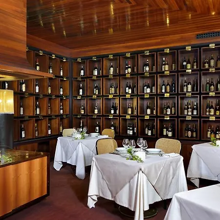 Hotel Grand Elite Bolonia
