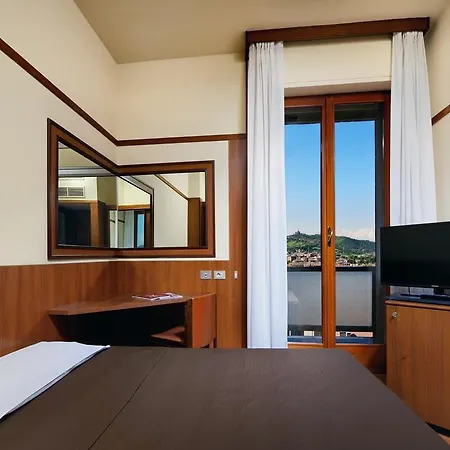 Hotel Grand Elite Bolonia