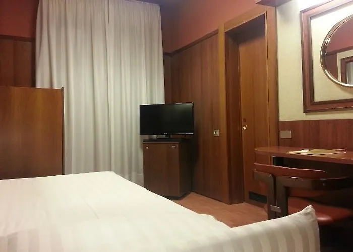 Ξενοδοχείο Grand Elite 4*