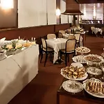 Hotel Grand Elite 4*