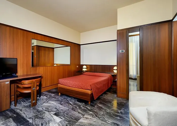 Grand Elite Otel Bolonya