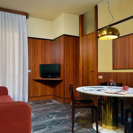 Otel Grand Elite 4*