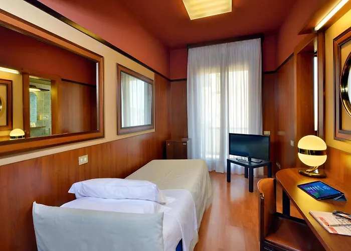 Hotel Grand Elite 4*